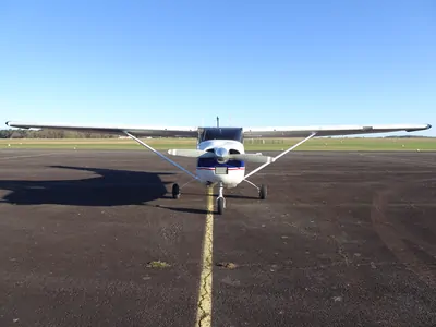 Cessna 182H photo 02