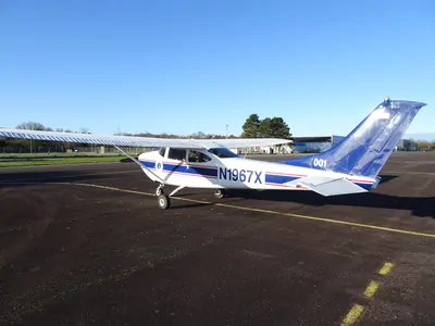 Cessna 182H exterior