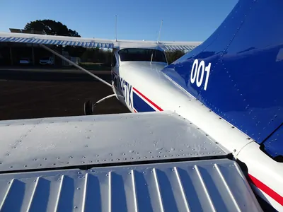 Cessna 182H photo 13