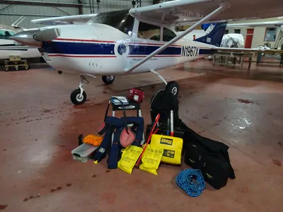 Cessna 182H in flight