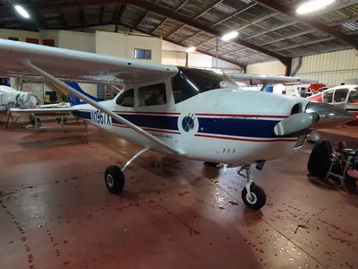 Cessna 182H photo 69
